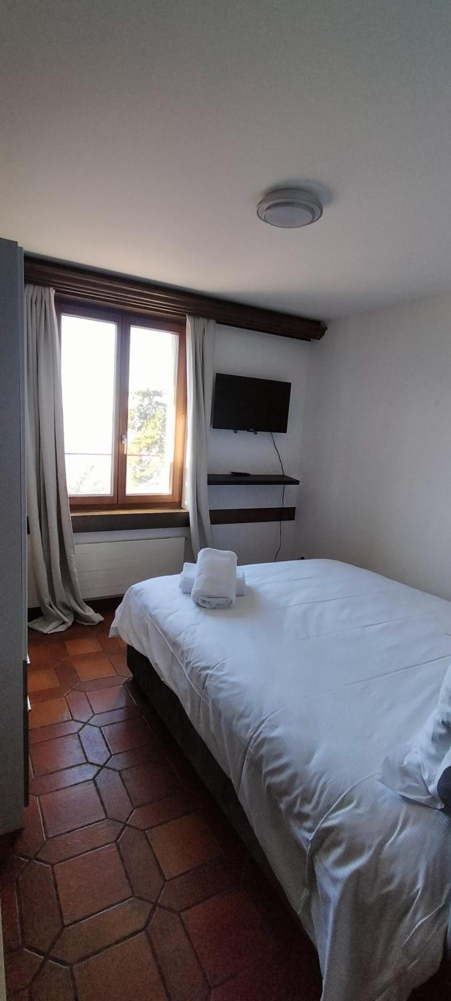 Castle View Aparthotel Veytaux ภายนอก รูปภาพ